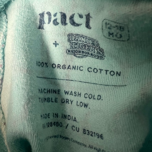 Pact Organic Cotton Baby Pants SZ 12-18 months cuff ankle Castle Daniel Tigers - Picture 4 of 5